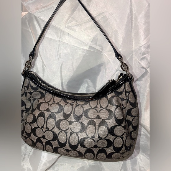 Coach shoulder bag - Picture 7 of 11